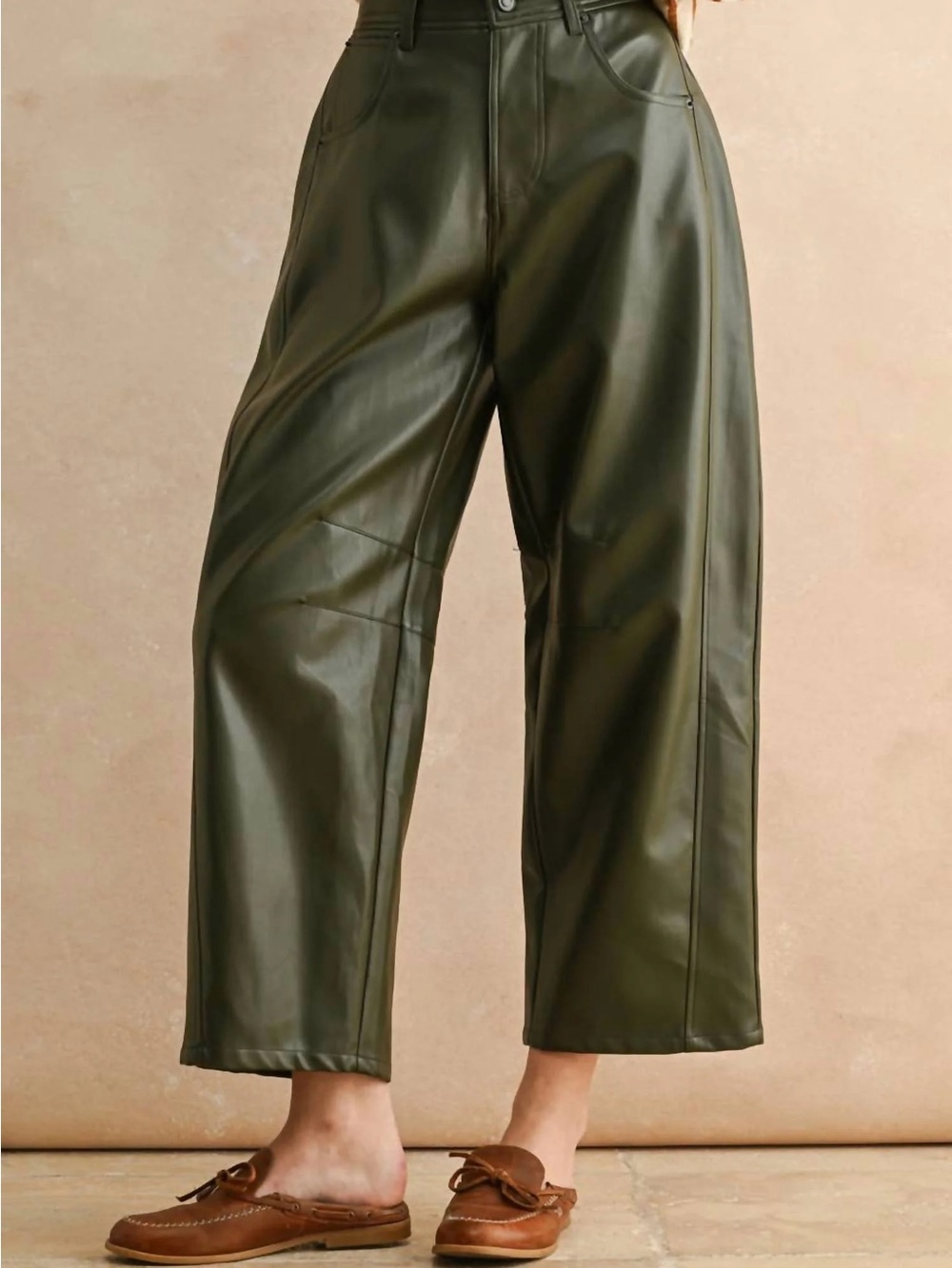 NWT Miou Muse, Pitted Faux Leather OliveBarrel Pants, Size S‎